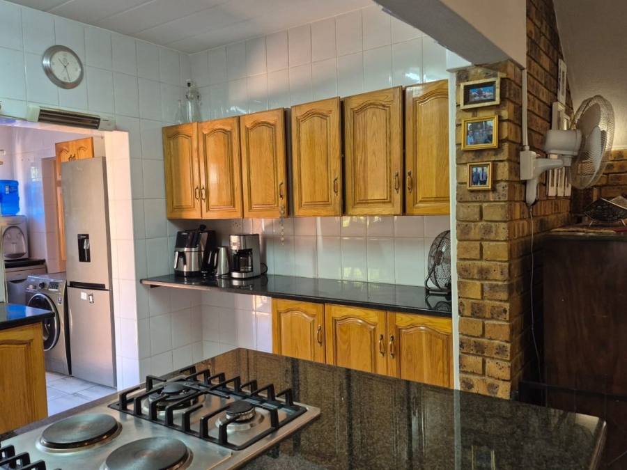 3 Bedroom Property for Sale in Schoemansville North West